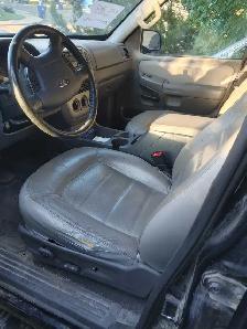 Ford Explorer - Photo 7