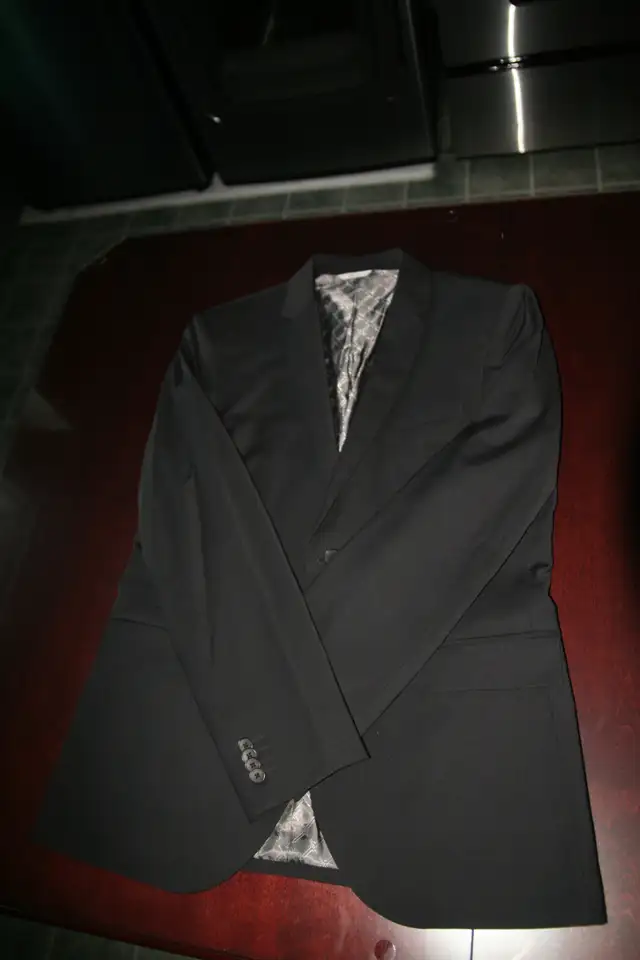 Vestons à vendre 75$ chaques