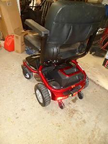 Power chair by Golden (like new) - Photo 2