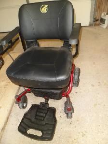 Power chair by Golden (like new) - Photo 4