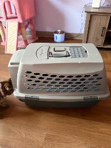 Pet Carrier - Photo 2