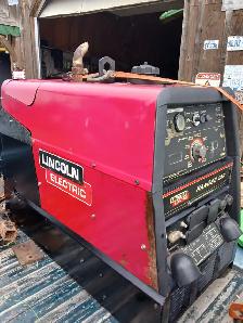 Lincoln 250 generator welder $5500 has low hours - Photo 2