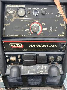 Lincoln 250 generator welder $5500 has low hours - Photo 3