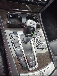 2011 BMW 750i xDrive V8 Twin Turbo - READ BIO ! - Photo 8