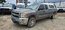 2007 Chevrolet Silverado 2500HD 4x4 - 8FT Box - Tow Package