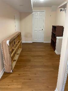 Walkout Basement is available for rent from 01.Oct.2026 - Photo 2