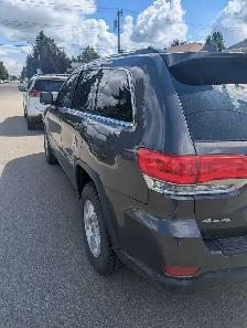 2017 Jeep Grand Cherokee Laredo 4x4 - Photo 3