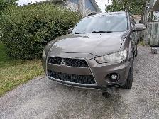 Mitsubishi Outlander - Photo 4