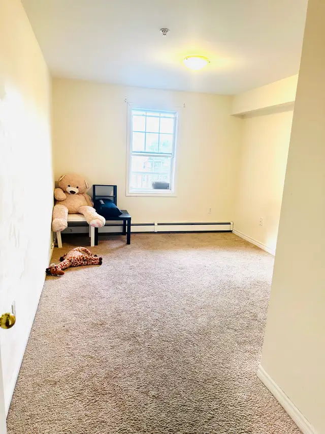 One bedroom with Private bathroom