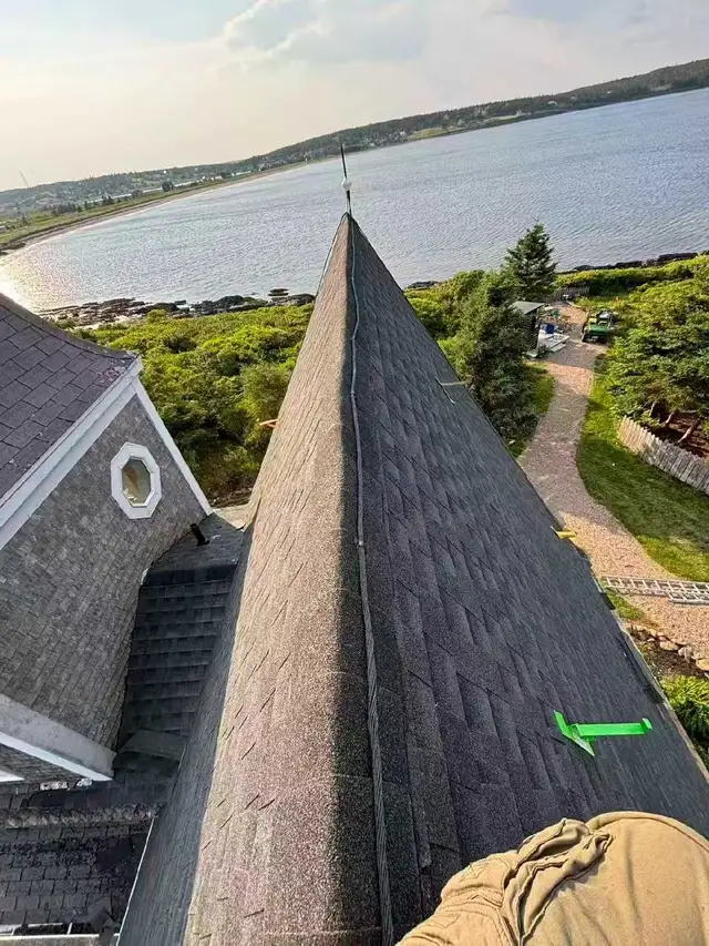 ​How to Choose the Right Roofing Contractor?