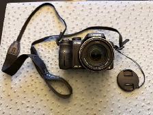 Panasonic Lumix DMC-FZ100 Camera With Case & Accessories - Photo 4