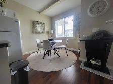 Fully Furnished 2 Bed   Den, 2 Bath townhouse - Photo 4