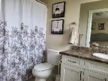 Fully Furnished 2 Bed   Den, 2 Bath townhouse - Photo 10
