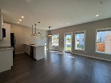 3 Bed 3.5 Bath Townhouse For Rent In South Pointe - Photo 2