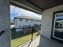 3 Bed 3.5 Bath Townhouse For Rent In South Pointe - Photo 14