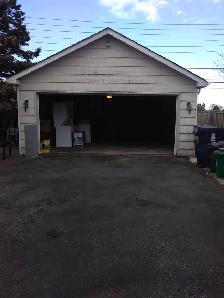 EXTRA LARGE DOUBLE CAR GARAGE - For Rent.  Markham/401 Area - Photo 3
