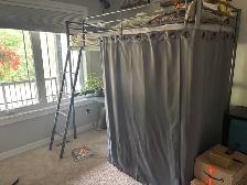 Loft bed with desk - Photo 3
