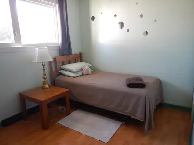 Room  For  Rent