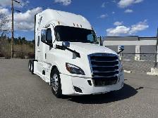 NOW HIRING: Experienced AZ Cross-Border Truck Drivers - Photo 3