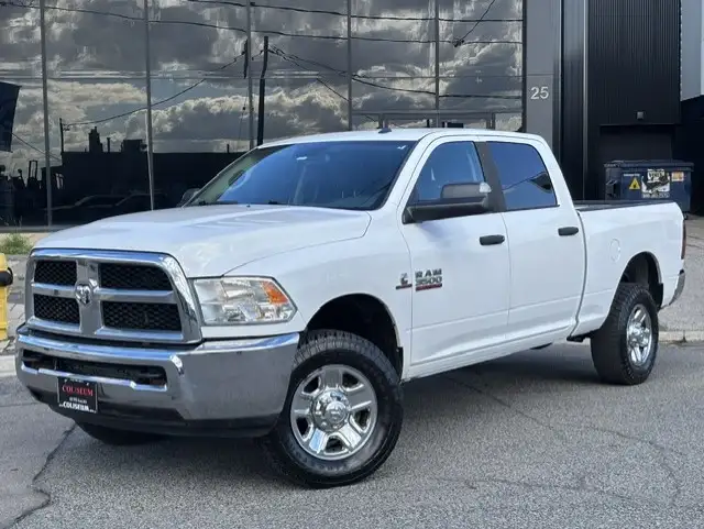 2016 Ram 3500 SLT 4WD 6.7L CUMMINS DIESEL-CREW CAB SHORT BOX