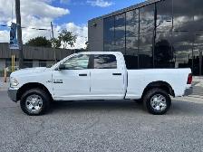2016 Ram 3500 SLT 4WD 6.7L CUMMINS DIESEL-CREW CAB SHORT BOX - Photo 2