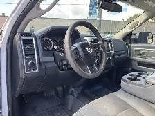 2016 Ram 3500 SLT 4WD 6.7L CUMMINS DIESEL-CREW CAB SHORT BOX - Photo 11