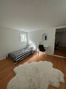 Bedroom for Rent in Coquitlam