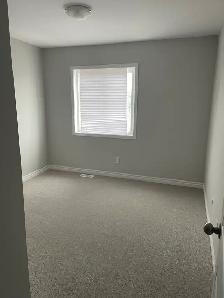 3 Bedroom for rent in Welland - Photo 2