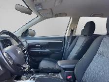 2018 Mitsubishi Outlander | CLEAN CARFAX | 3.0L V6 | 7 PASS - Photo 8