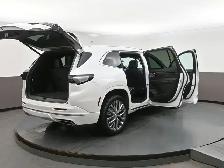 2025 Buick Enclave Avenir Advanced Safety Features, Heated Seats - Photo 63