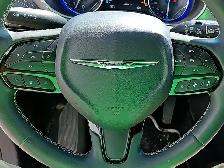 2022 Chrysler Pacifica Touring L - Photo 11