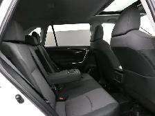 2025 Toyota RAV4 XLE AWD | HEATED SEATS | SUNROOF & MORE! - Photo 27