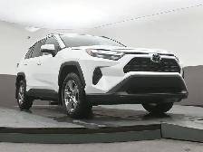 2025 Toyota RAV4 XLE AWD | HEATED SEATS | SUNROOF & MORE! - Photo 36