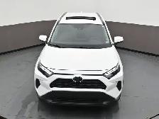 2025 Toyota RAV4 XLE AWD | HEATED SEATS | SUNROOF & MORE! - Photo 45