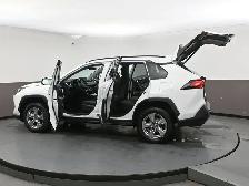 2025 Toyota RAV4 XLE AWD | HEATED SEATS | SUNROOF & MORE! - Photo 56