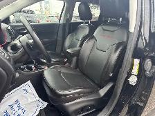 2020 Jeep Compass Trailhawk FULLY LOADED - LOCAL TRADE - PERF... - Photo 11