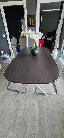 IKEA Dining Table   4 Chairs – Excellent Condition – $199 - Photo 3