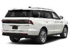 2027 Lincoln Navigator - Photo 2