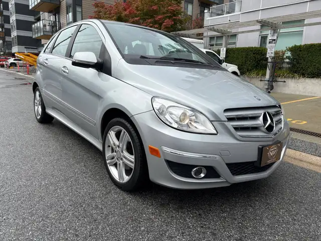 2011 Mercedes-Benz B200