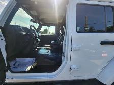 2017 JEEP WRANGLER UNLIMITED SAHARA SMOKY MOUNTAIN LTD - Photo 11