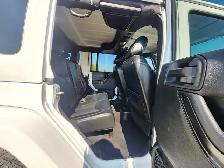 2017 JEEP WRANGLER UNLIMITED SAHARA SMOKY MOUNTAIN LTD - Photo 14
