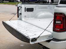 2026 Ram 1500 Express - Photo 8