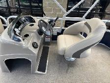 2021 Sun Tracker Party Barge 18 DLX - Photo 17