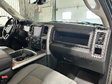 RAM 1500 Classic Express cabine d'équipe 4x4 caisse de 5 pi 7 po - Photo 17