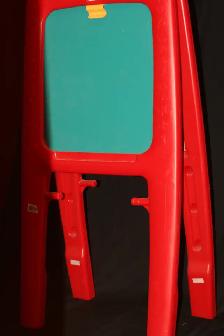 STEP 2 EASEL FOR 2 FOR CHILDREN