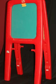 STEP 2 EASEL FOR 2 FOR CHILDREN - Photo 2