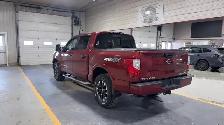 2018 Nissan Titan - Photo 3
