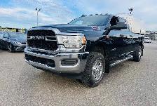 RAM 2500 4X4 CREW CAB 6.4L1 PROPRIOBTE SPACECABBLUETOOTHAIRV