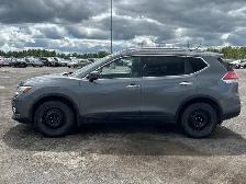 2015 NISSAN ROGUE SV EDITION | AWD | LOW KMS - Photo 3