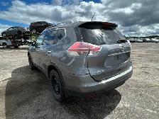 2015 NISSAN ROGUE SV EDITION | AWD | LOW KMS - Photo 4